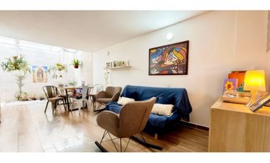 Casa remodelada de dos pisos en venta - Barrio La Italia Palmira Valle