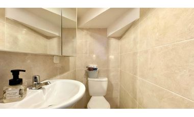 Casa remodelada de dos pisos en venta - Barrio La Italia Palmira Valle