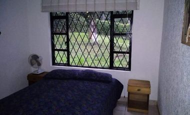 VENDO CASA CAMPESTRE CON PISCINA - LA MESA - URGEME