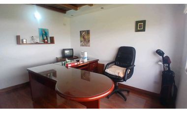 VENDO ESPECTACULAR CASA  DE 4 HABITACIONES EN CHIA EN CONJUNTO.