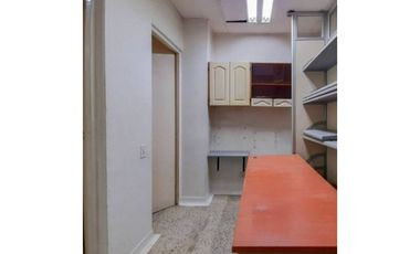 SE ARRIENDA LOCAL CENTRAL AL PARQUE DE ENVIGADO