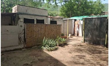 Se vende casa lote, 264m2 de terreno, a 1 cuadra del mar de taganga