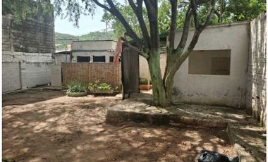Se vende casa lote, 264m2 de terreno, a 1 cuadra del mar de taganga