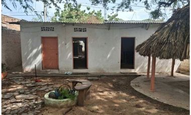 Se vende casa lote, 264m2 de terreno, a 1 cuadra del mar de taganga