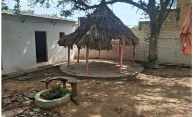 Se vende casa lote, 264m2 de terreno, a 1 cuadra del mar de taganga