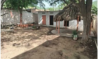 Se vende casa lote, 264m2 de terreno, a 1 cuadra del mar de taganga