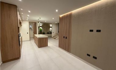 CASA EN VENTA EN LA CEJA