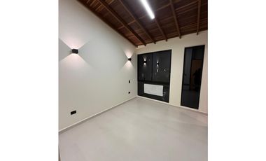 CASA EN VENTA EN LA CEJA