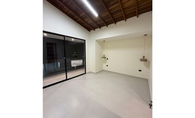 CASA EN VENTA EN LA CEJA