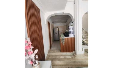 VENTA CASA DOS PISOS ESQUINERA CON LOCAL EL RECREO PALMIRA VALLE (JH)