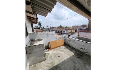 VENTA CASA DOS PISOS ESQUINERA CON LOCAL EL RECREO PALMIRA VALLE (JH)