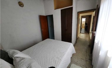 VENTA CASA DOS PISOS ESQUINERA CON LOCAL EL RECREO PALMIRA VALLE (JH)