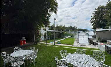 TEQUES VILLAS EN VENTA A ORILLA DEL LAGO 