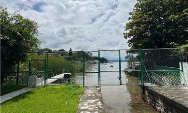 TEQUES VILLAS EN VENTA A ORILLA DEL LAGO 