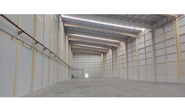 Bodegas de 3.600 m² en INMACONSA, Vía a Daule, Guayaquil