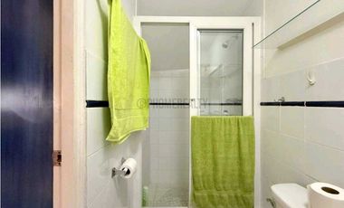 SE ALQUILA CONFORTABLE Y HERMOSO APARTAMENTO EN CASO ANTIGUO VV