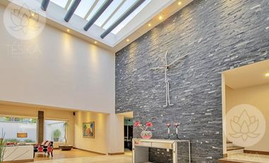 VENTA DE CASA EN RESIDENCIAL 