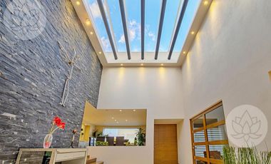 VENTA DE CASA EN RESIDENCIAL 