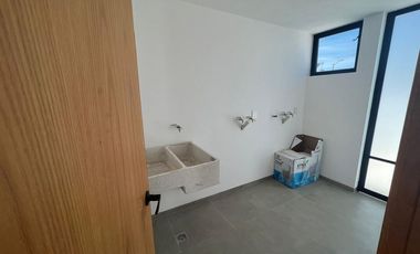 Casa en Coto Madeiras II  Av. Dr. Ángel Leaño, Bv. Valle Imperial