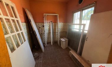 Depósito en venta de 330m2 ubicado en Ciudadela