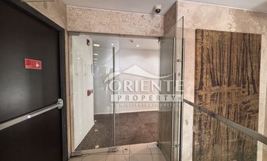 OFICINA MODERNA METRO ALCÁNTARA