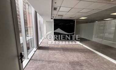 OFICINA MODERNA METRO ALCÁNTARA