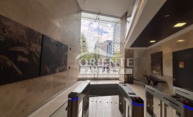 OFICINA MODERNA METRO ALCÁNTARA