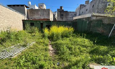 Casa en venta c/ cochera en Ciudadela