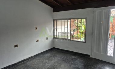 Casa PH en alquiler en Parque Quirno