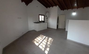 ALQUILER MONOAMBIENTE 27M2 S/EXPENSAS R. ESCALADA