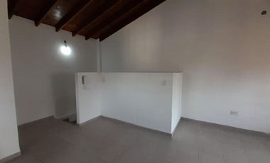 ALQUILER MONOAMBIENTE 27M2 S/EXPENSAS R. ESCALADA