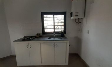 ALQUILER MONOAMBIENTE 27M2 S/EXPENSAS R. ESCALADA