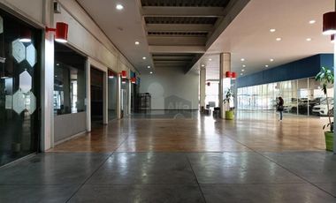 Local en centro comercial en renta en San Andrés Atenco Tlalnepantla de Baz México.