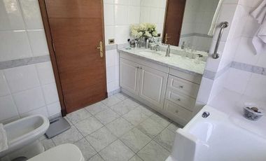 Departamento en venta en LO BARNECHEA