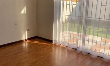 Casa en Venta en Av Balmaceda 5000