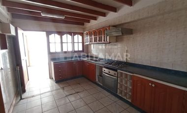 Casa en Venta en Santa Marta 775