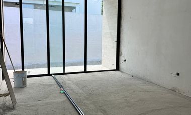 CASA NUEVA PARA ESTRENAR  EN VENTA SIERRA ALTA- $21,000,000