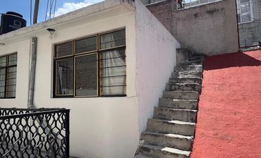 En venta casa en Unidad habitacional Ermita Zaragoza, Iztapalapa.