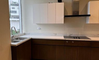 DEPARTAMENTO EN RENTA EN FUNDADORES ZONA VALLE ORIENTE