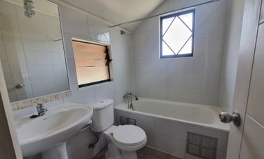 ARRIENDO CASA EN EXCLUSIVO BARRIO DE MACHALI