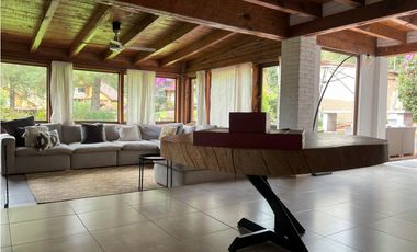 CASA EN RENTA EN AVANDARO, VALLE DE BRAVO