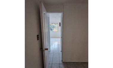 SE VENDE CASA EN MIRAFLORES ALTO, SOL NACIENTE vl