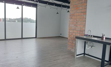 Amplia Casa en Renta en  La Cima, zapopan