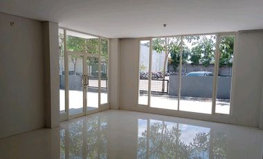 Di Jual Gudang Siap Pakai ada Kantor Luas