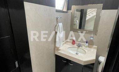 Casa en Venta  - (3)