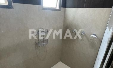 Casa en Venta  - (3)