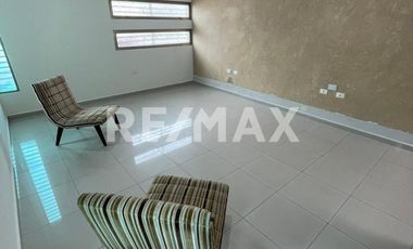 Casa en Venta  - (3)