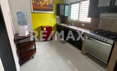 Casa en Venta  - (3)