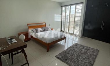 Casa en Venta  - (3)