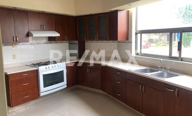 Casa en Renta en Del Pilar Residencial - (3)